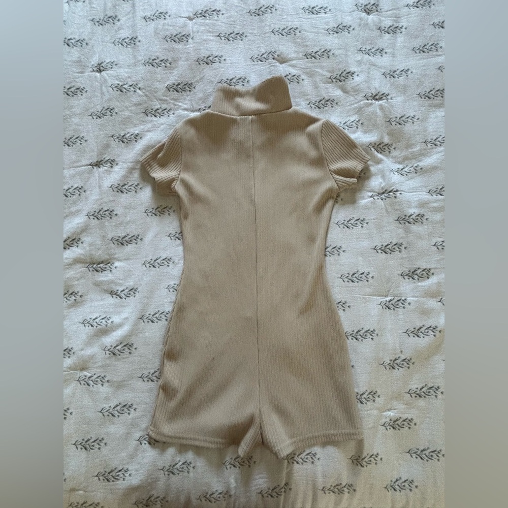 Edikted Beige Ribbed Button-Up Romper - Picture 2 of 3